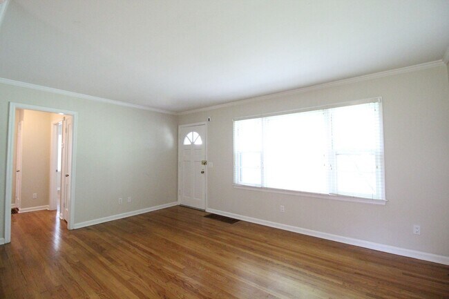 Foto del edificio - 2 Bedroom 1 Bath Home in Roeland Park