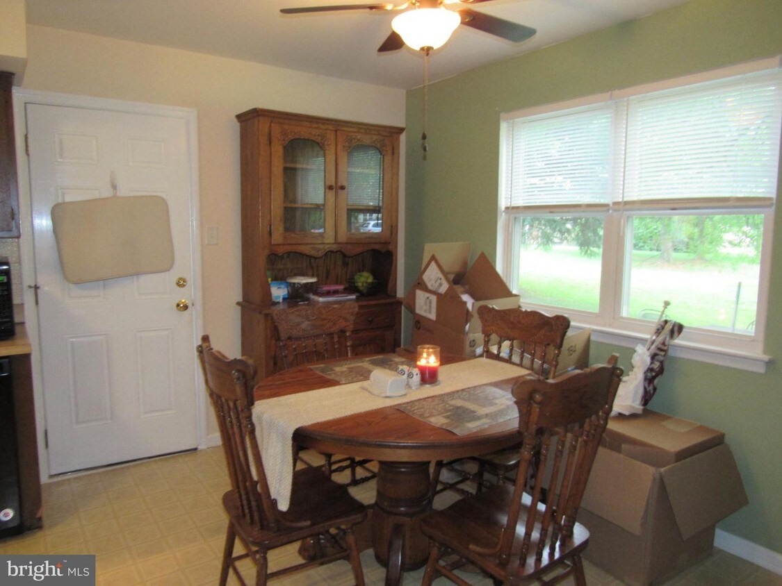 Foto principal - 266 Florence Dr