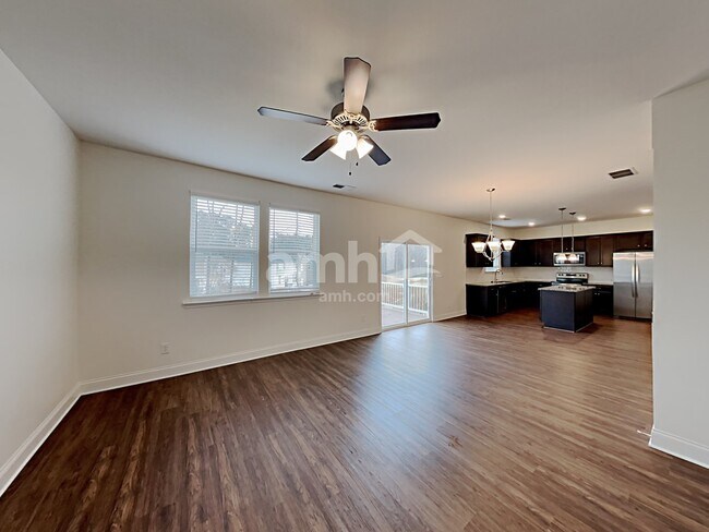 Foto del edificio - 718 Cyprus Ave