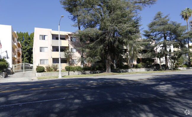 Foto del edificio - Los Feliz Apartments
