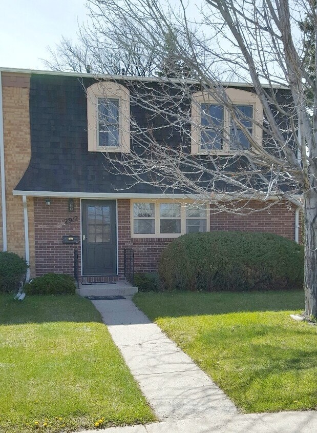Primary Photo - 2912 Central Ave