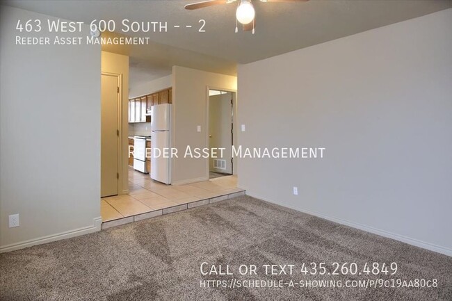 Building Photo - 2 Bedroom 1Bathroom Main Level Apartment F...