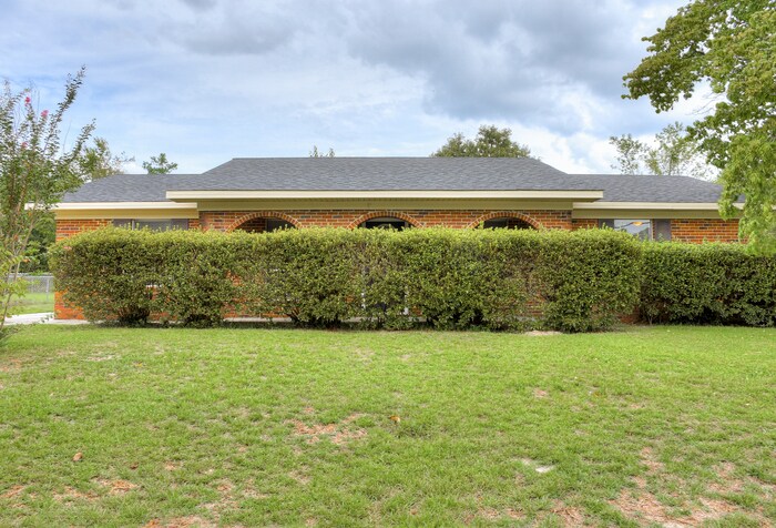 Primary Photo - Three Bedroom Augusta Home