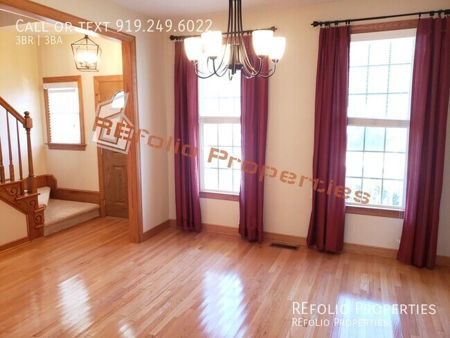 Building Photo - Beautiful 3 Bedroom Home w/a Bonus Room + ...