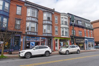 Building Photo - 1008 N 3rd St