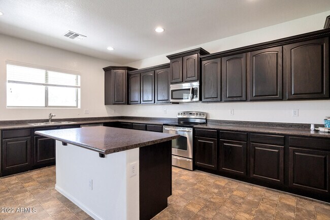 Foto del edificio - 21299 N 95th Dr