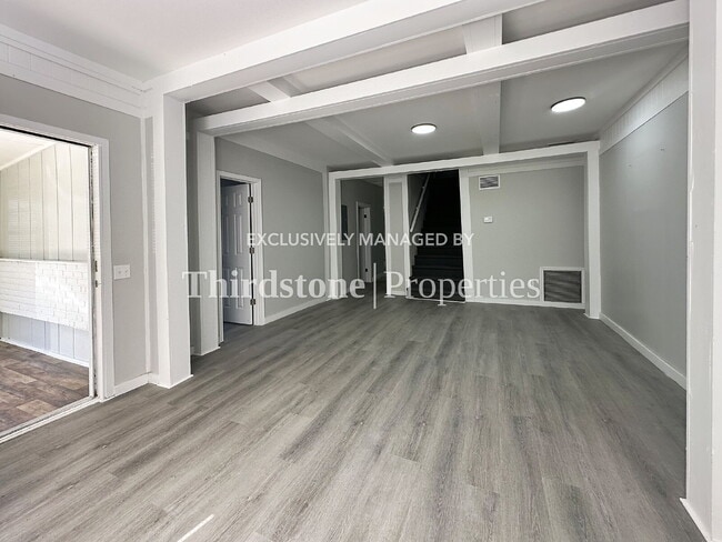 Foto del edificio - 856 W Palm Ave