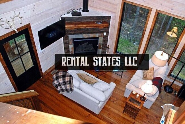 Building Photo - 3 bedroom in Pegram TN 37143