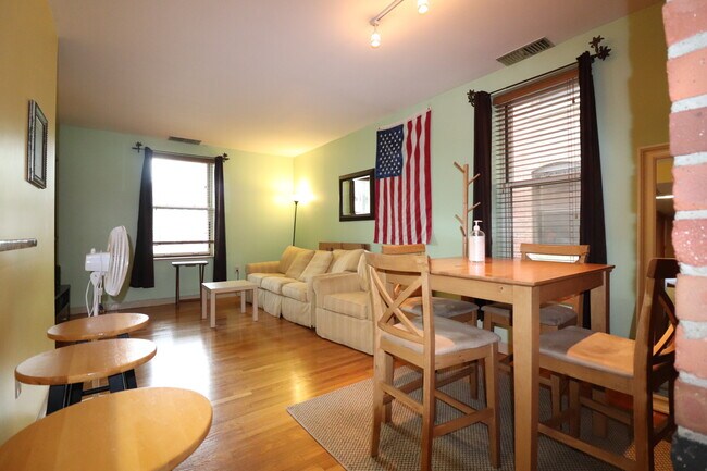 Foto del edificio - 96 Gainsborough St