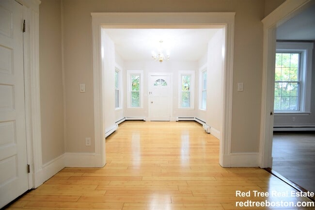 Photo - 24 St James St Apartment