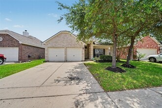 Building Photo - 10035 Arcadian Spgs Ln
