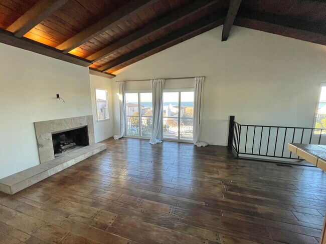 Building Photo - 1714 Monterey Blvd