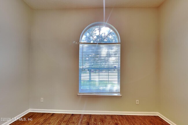 Foto del edificio - 6240 Hawk View Road