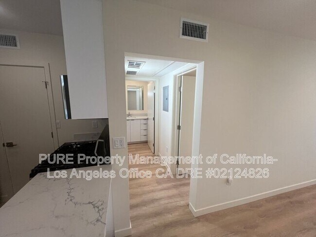 Foto del edificio - 13554 Rye St