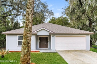 Building Photo - 611 Gum St