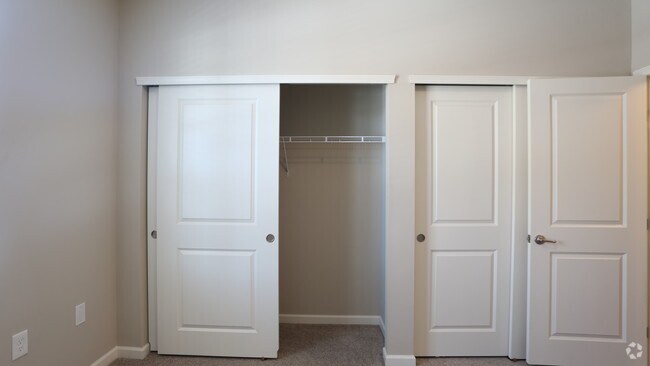 Second Bedroom - 2BR, 2BA - 965 SF - The Jefferson - Brook Lane Apartments