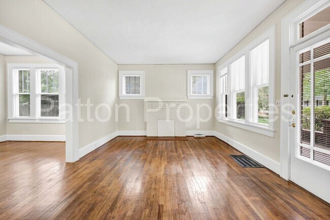 Foto del edificio - 1409 Hagood Ave