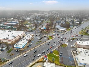 Building Photo - 107 E Holland Ave