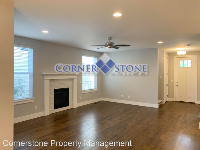 Foto del edificio - 4 br, 2.5 bath House - 4495 E Timbersaw