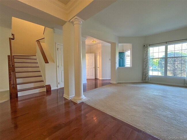 Foto del edificio - 1063 Dutcher Dr