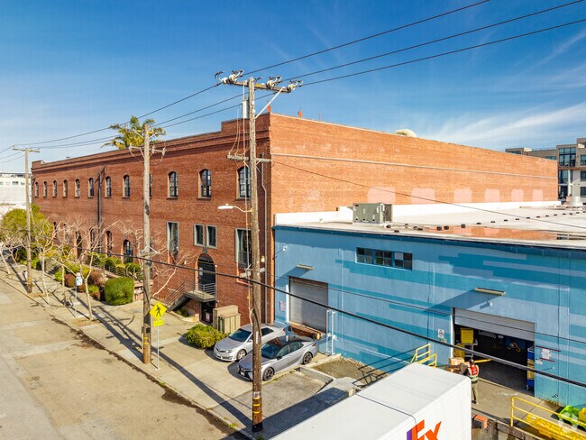 Foto del edificio - Potrero Square Lofts
