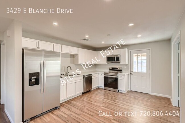 Building Photo - Lovely Single Home 4 Bedroom 2 Bathroom in...