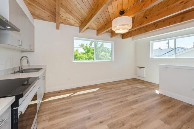 Foto del edificio - 1 bedroom in Seattle WA 98117