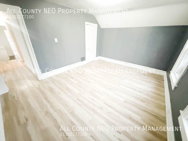 Building Photo - 682 Sumner St