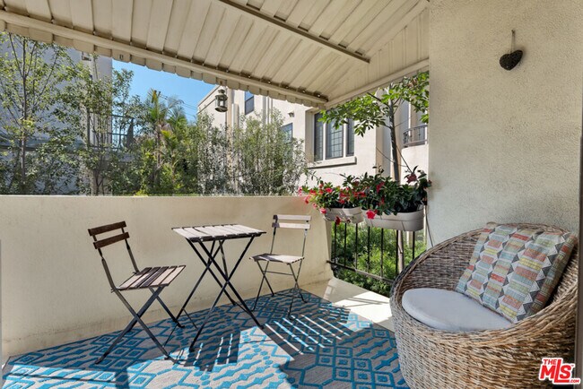 Foto del edificio - 11789 Montana Ave