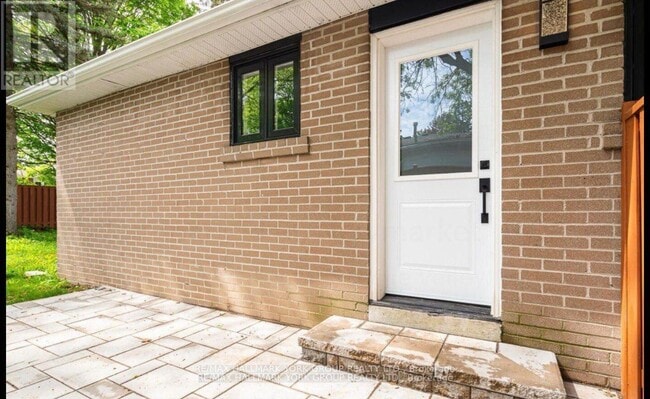 Building Photo - 106 Woodpark Pl