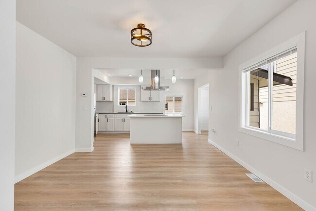 Foto del edificio - 10325 Midvale Ave N