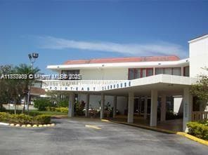 Foto del edificio - 2999 Point E Dr