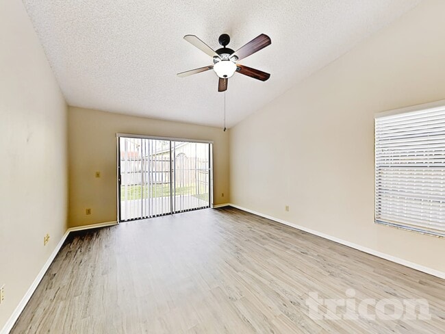 Foto del edificio - 778 Birgham Pl