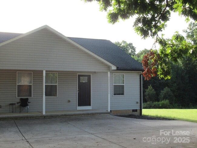 Building Photo - 4580 Maiden Hwy