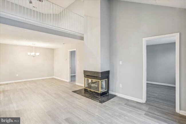 Building Photo - 12901 Churchill Ridge Cir