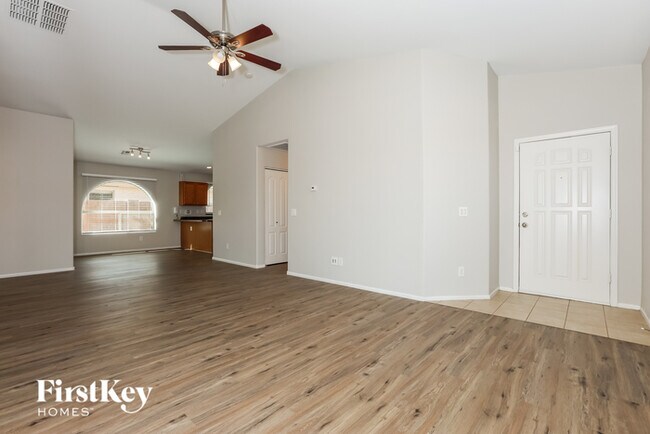 Building Photo - 38173 N Lamar Dr