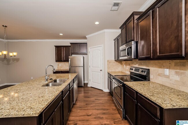 Foto del edificio - 5009 Bella Ct