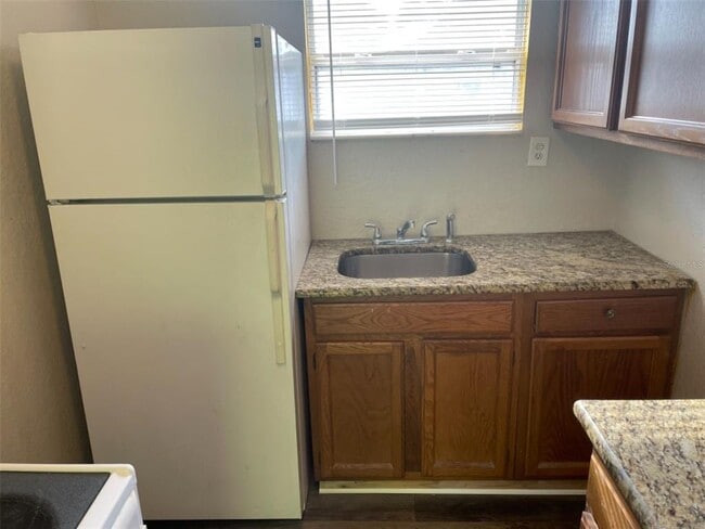 Building Photo - 1651 32nd Ave N