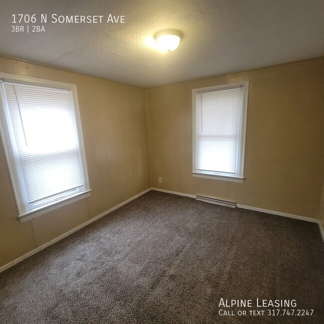 Building Photo - West Indy/Eagledale 3BR Home!