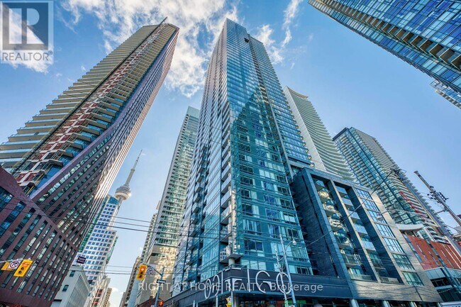 Building Photo - 295 Adelaide St W