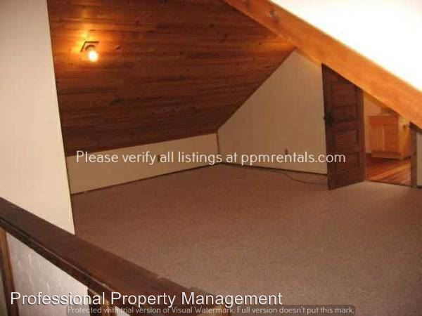 Building Photo - 715 M St