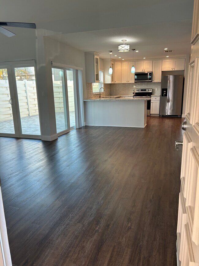 Building Photo - 2743 Sand Hollow Ct