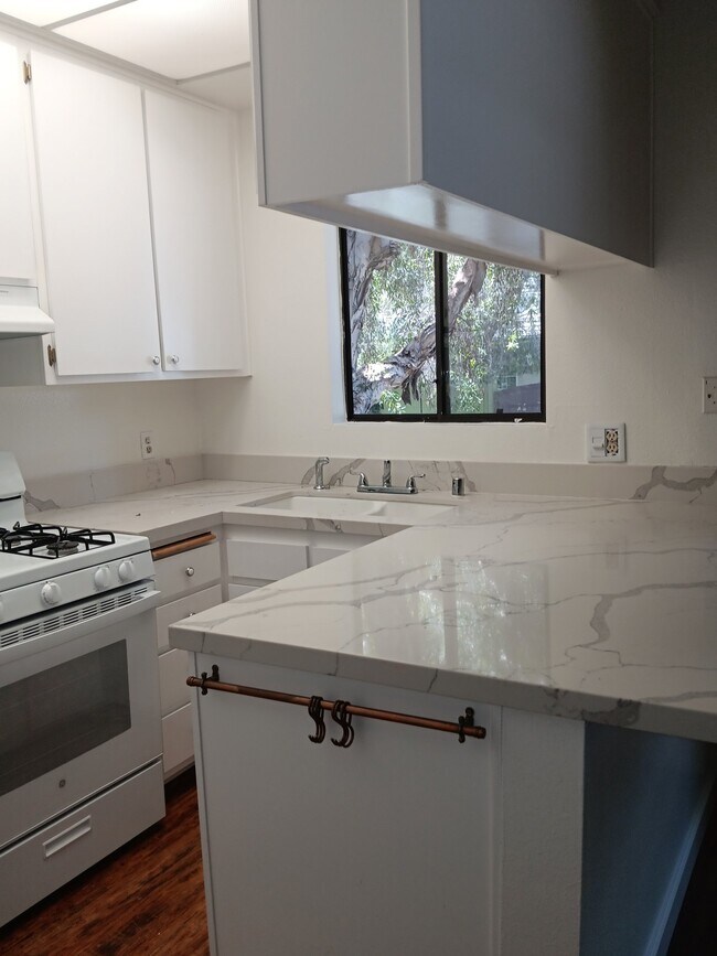 Foto del edificio - 10965 Fruitland Dr