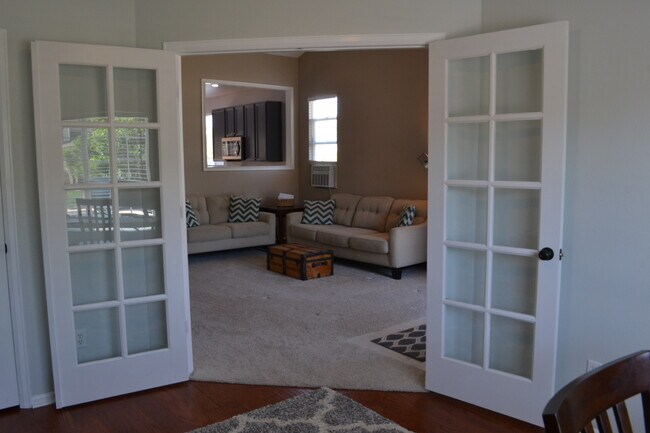 Foto del edificio - 7183 Westerner Dr