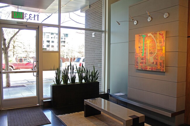 Foto del edificio - 1133 NW 11th Ave