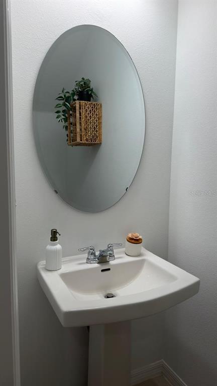 Foto del edificio - 3583 Mayfair St