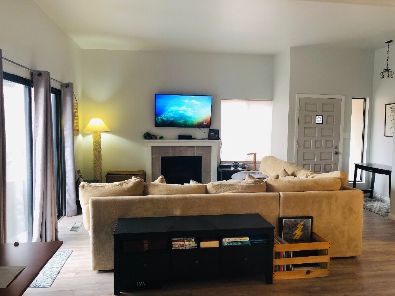 Foto principal - 6684 Reservoir Ln