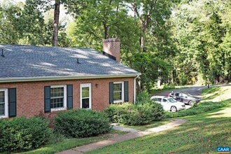 Building Photo - 990 Owensville Rd