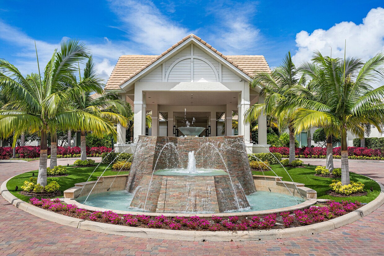Foto principal - 7772 Rockford Rd