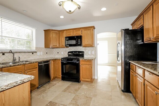 Foto del edificio - 108 N Rockfern Ct